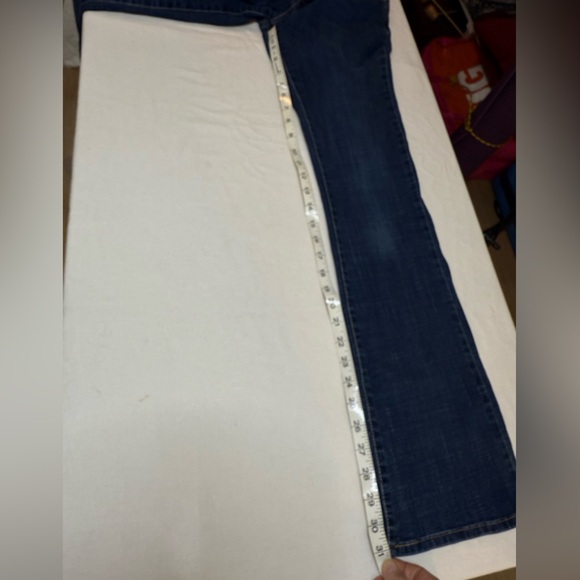 Levi’s 725 30x32 women’s high-rise bootcut dark blue denim stretch jeans - Picture 8 of 11